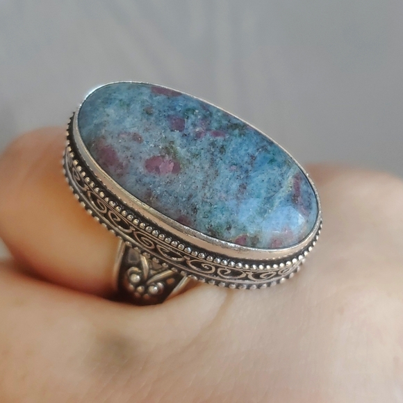 New Ruby in Zoisite Antique Design Silver Ring. - Picture 2 of 11